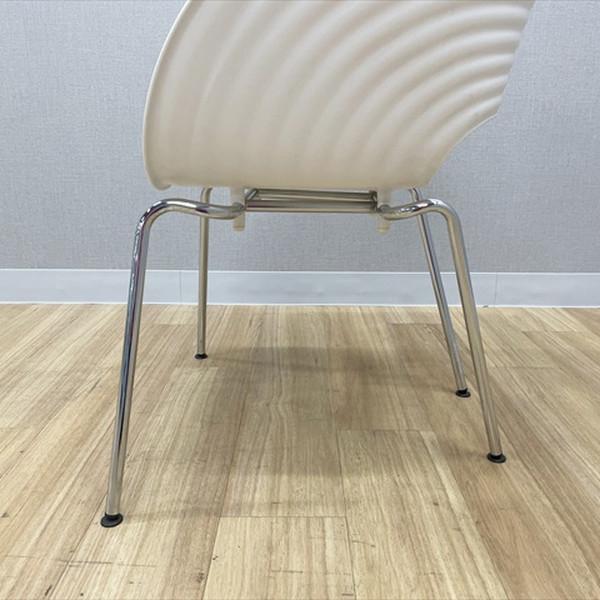 Vitra ヴィトラ ミーティングチェア スタッキング 肘無 トムバック ホワイト 中古 □ IS-878100Bの画像