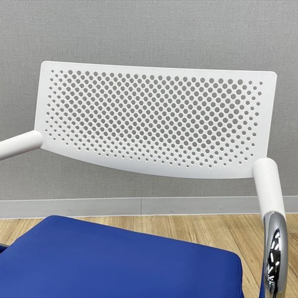 Vitra スタッキングチェア 肘付 ビザロール2 キャスター付 ミーティングチェア ヴィトラ ブルー 中古 IS-880461Bの画像
