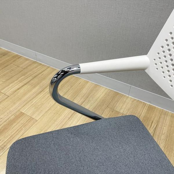 Vitra スタッキングチェア 肘付 ビザロール2 キャスター付 ミーティングチェア ヴィトラ グレー 中古 IS-880462Bの画像