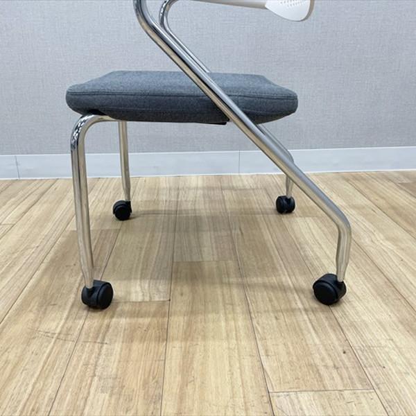 Vitra スタッキングチェア 肘付 ビザロール2 キャスター付 ミーティングチェア ヴィトラ グレー 中古 IS-880462Bの画像