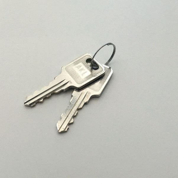 生興 ロッカー 2人用 AKL-W2 シリンダー錠 鍵付き 白 完成品 LK