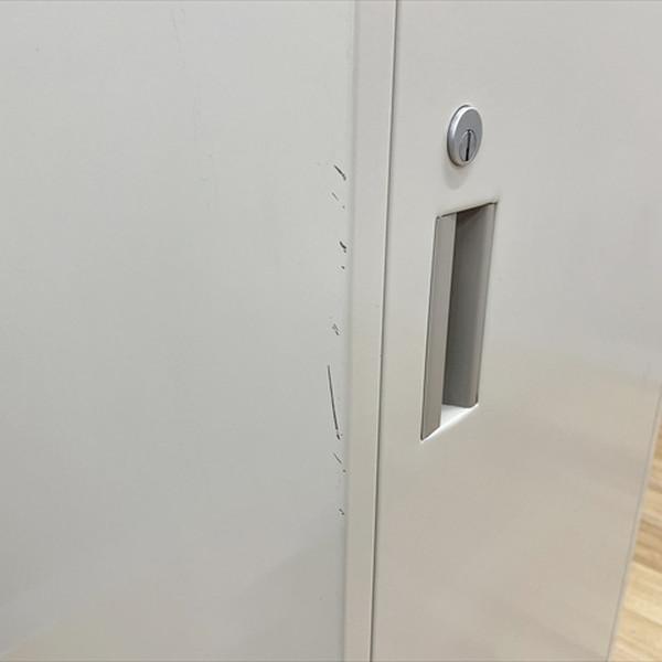 コクヨ ロッカー 1人用 鍵付き LK型 更衣ロッカー グレー 中古 LK-880784Bの画像