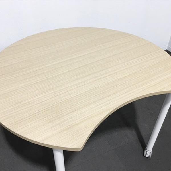 アクティブフィールド ミーティング 会議 オフィス テーブル