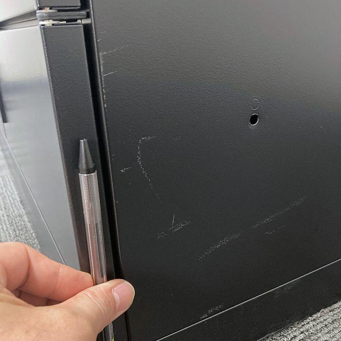 オカムラ モバイル機器保管庫シリーズ モバイルロッカ［2列6段12庫］ 4ZY1EW ZK25 W900×D450×H1115 天板プライズウッドミディアム本体ブラック 2022年製 中古_10