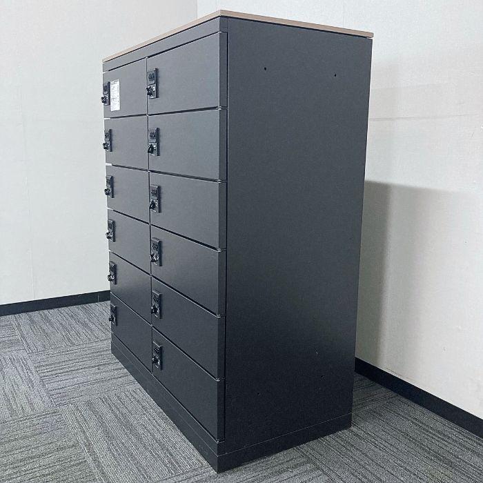 オカムラ モバイル機器保管庫シリーズ モバイルロッカ［2列6段12庫］ 4ZY1EW ZK25 W900×D450×H1115 天板プライズウッドミディアム本体ブラック 2022年製 中古_8