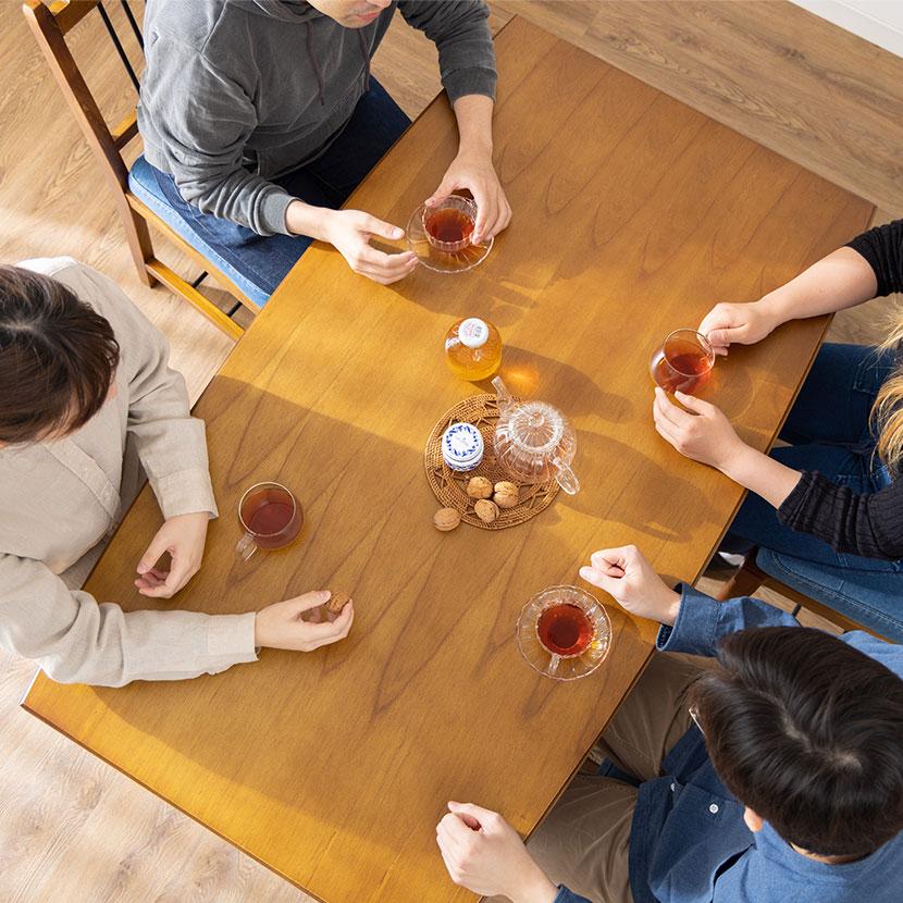 4人用 ダイニングテーブルセット 5点 ティンバ テーブル チェア4脚 天然木 木製 収納 棚 肘無し ナチュラル 幅1300×奥行750×高さ720mm | 東谷 | 06