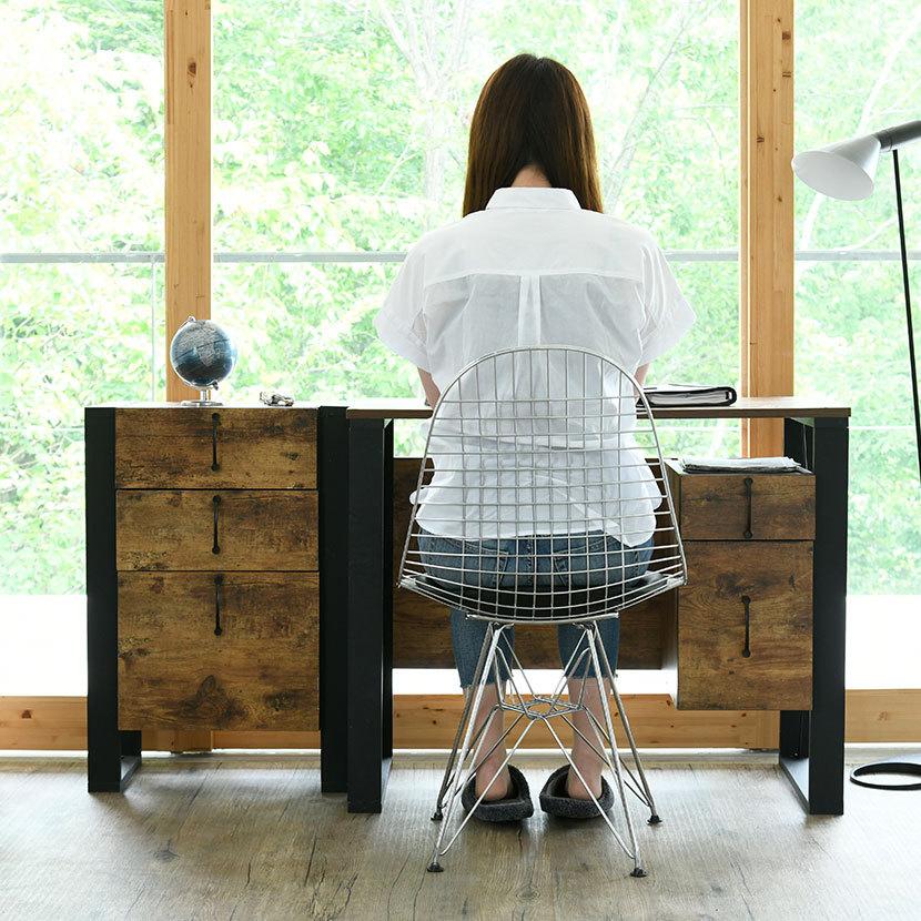 ビジネスデ ブルックリンスタイル 引き出し付き 幅900 奥行495 高さ735mm Fbr 0002 Bkbr オフィス家具通販のオフィスコム 通販 Paypay デスク パソコンデスク おしゃれ 仕事机 事務机 勉強机 ヴィンテージ風 オフィスデ