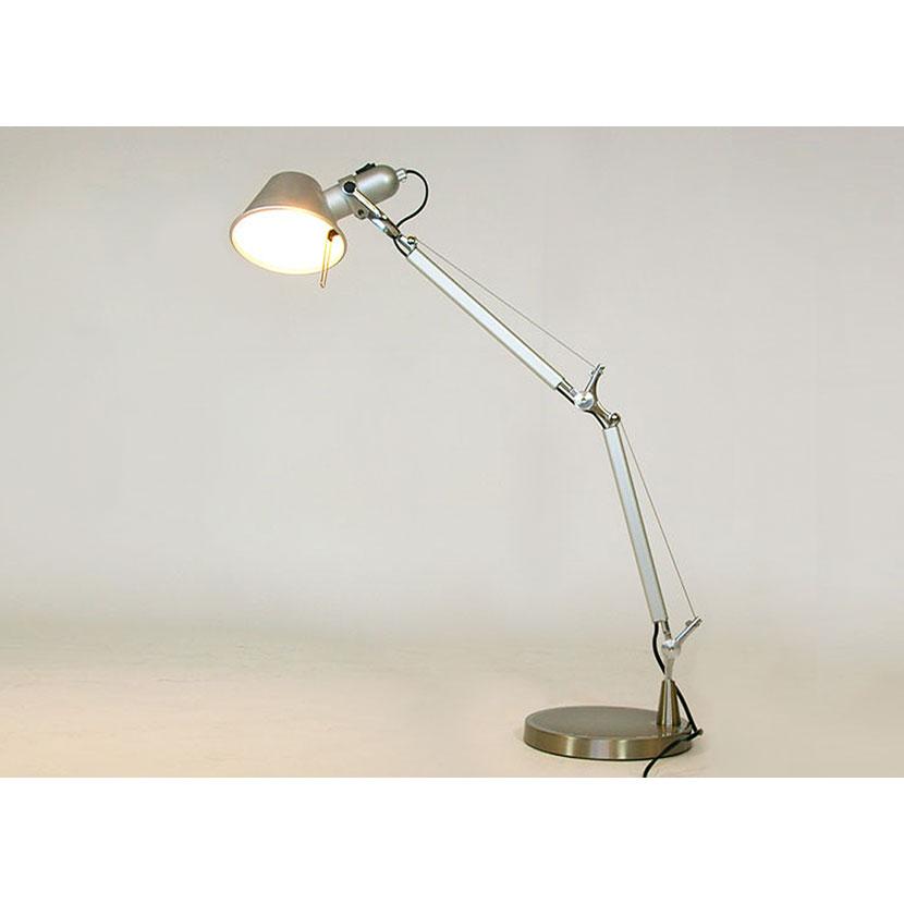 トロメオ テーブルランプ ミケーレ デ ルッキ リプロダクト