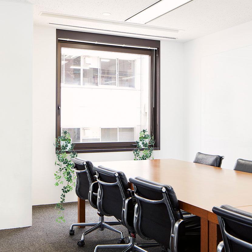 アートクリエイション 観葉植物 壁掛けシュガ-バイン フェイクグリーン 光触媒加工 528K65 | ポピー | 01