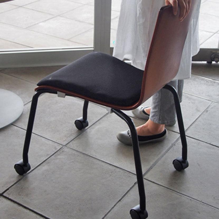 4脚セット プライウッドキャスターチェア パッド付 幅455×奥行605×高さ797mm | アール・エフ・ヤマカワ | 03