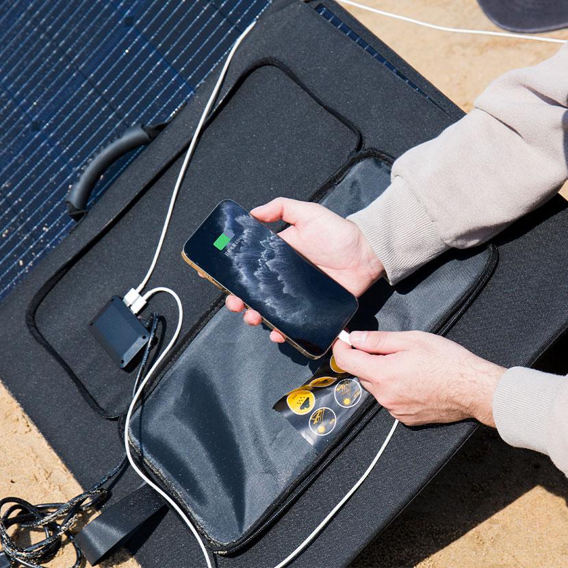 TogoPower ADVANCEシリーズ 折りたたみ式 ソーラーパネル 太陽光パネル 200W BCP対策の画像