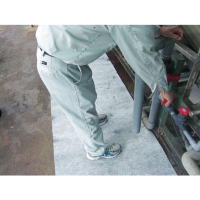 TRUSCO 吸油・吸水ロールマット 難燃性素材採用 あらゆる液体を吸収 グレー 裏面フィルム付き 幅900mm×長さ25m | TRUSCO中山 | 02