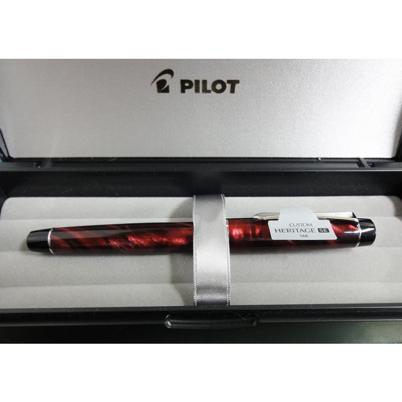 CUSTOM（PILOT） PILOT 万年筆 カスタム ヘリテイジSE マーブルレッド