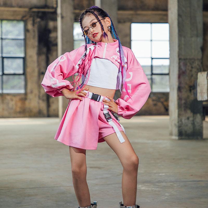 女の子ジャズダンス衣装 舞台ステージ演出服 セットアップ トップス 長袖 ヘソ出し タンクトップ パンツ カーゴパンツ ヒップホップ 欧米風ダンス衣装 練習着 ジュニア服 子ども 学園祭 発表会 韓国子供 ダンスレッスン着 卒業式 おしゃれ 110 120 130 140 150 160 170cm ... キッズダンス ダンス衣装 女の子 セットアップ ヘソ出し パンツセット 3点セット 2点セット チェック柄 トップス アームカバー HIPHOP ステージ衣装 応援団 ジャズ ダンスウェア 練習着 団体服 チアガール 発表会 JAZZ DANCE 110-170