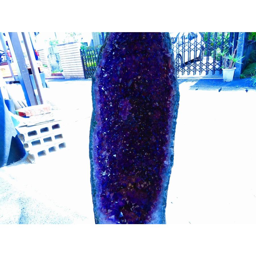 アメジストドームtr28473★超強パワー★濃い濃い超迫力★限定品ウルグアイ産★天然水晶宝石★超巨大125kg★高さ835mm_5