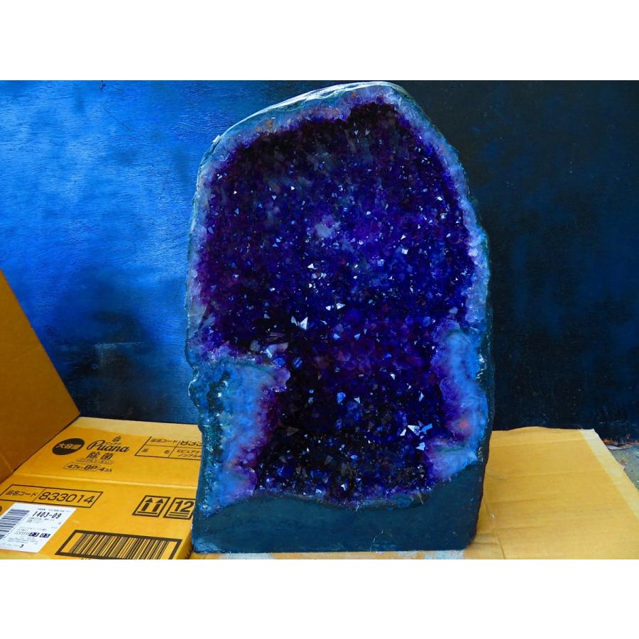 アメジストドームtr30376☆超強パワー☆濃い濃い超迫力☆限定品ウルグアイ