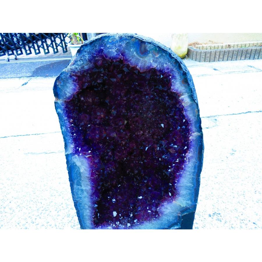 アメジストドームtr32913★超強パワー★濃い濃い超迫力★限定品ウルグアイ産★天然水晶宝石★超巨大95kg★高さ620mm_3