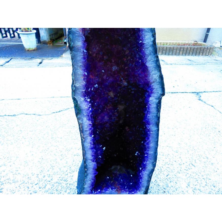 アメジストドームtr32915★超強パワー★濃い濃い超迫力★限定品ウルグアイ産★天然水晶宝石★超巨大95kg★高さ740mm_6