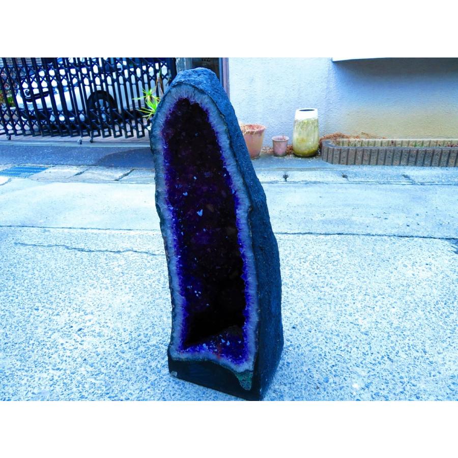 アメジストドームtr32915★超強パワー★濃い濃い超迫力★限定品ウルグアイ産★天然水晶宝石★超巨大95kg★高さ740mm_9