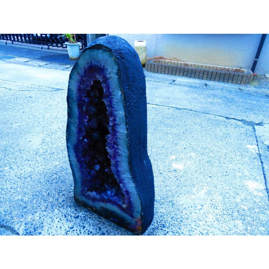 アメジストドームtr32918★超強パワー★濃い濃い超迫力★限定品ウルグアイ産★天然水晶宝石★超巨大107kg★高さ650mm_9