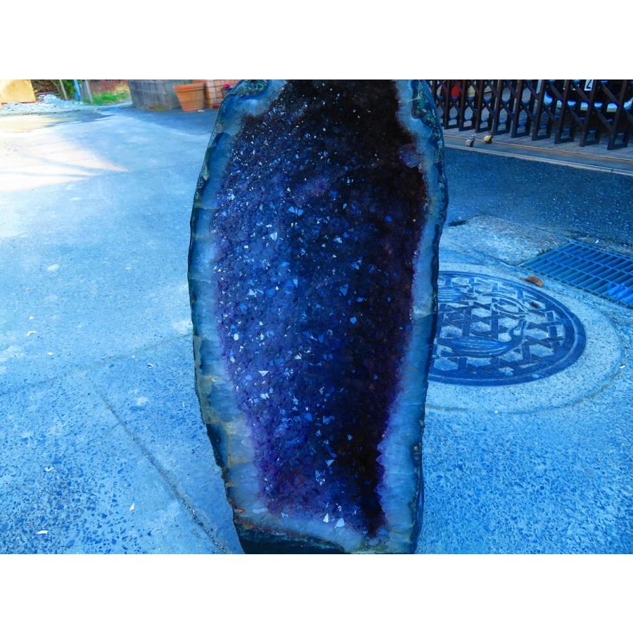 アメジストドームtr33475★超強パワー★濃い濃い超迫力★限定品ウルグアイ産★天然水晶宝石★超巨大86.5kg★高さ760mm_6