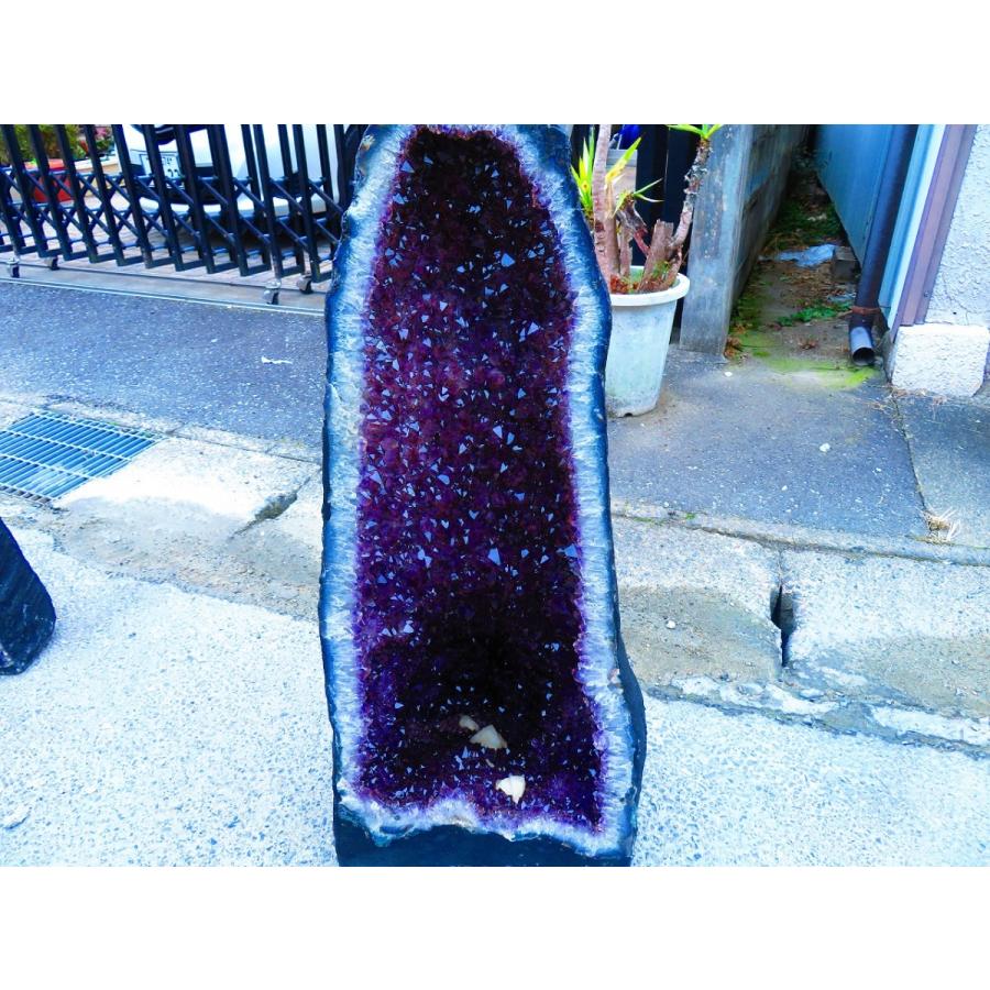アメジストドームtr33497★超強パワー★濃い濃い超迫力★限定品ウルグアイ産★天然水晶宝石★超巨大95kg★高さ760mm_7
