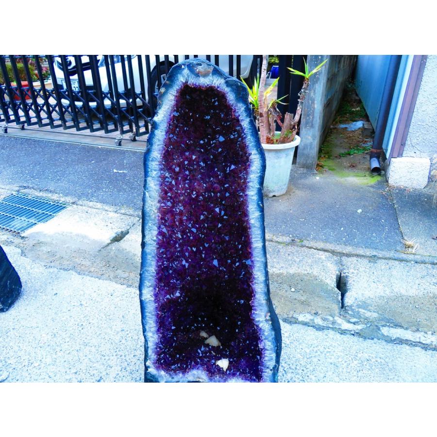 アメジストドームtr33497★超強パワー★濃い濃い超迫力★限定品ウルグアイ産★天然水晶宝石★超巨大95kg★高さ760mm_8