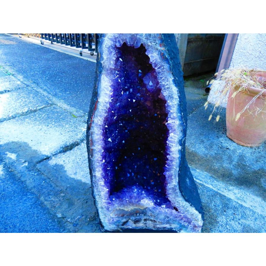 アメジストドームtr33787★超強パワー★濃い濃い超迫力★限定品ウルグアイ産★天然水晶宝石★超巨大90.5kg★高さ610mm_2