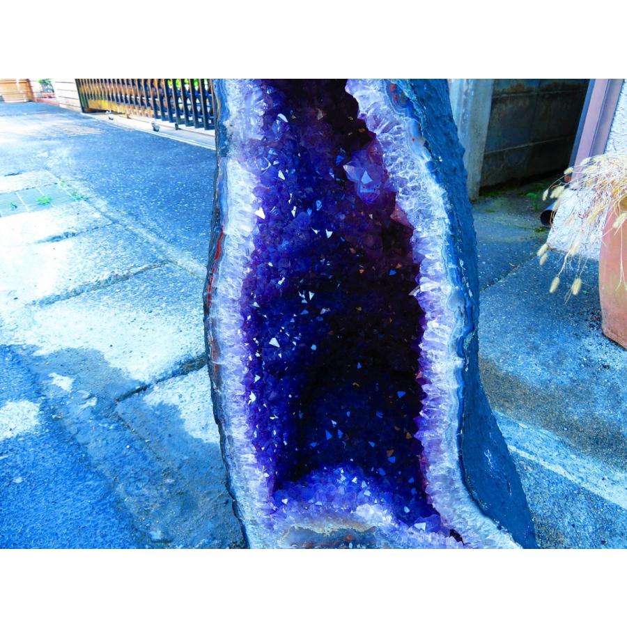 アメジストドームtr33787★超強パワー★濃い濃い超迫力★限定品ウルグアイ産★天然水晶宝石★超巨大90.5kg★高さ610mm_5