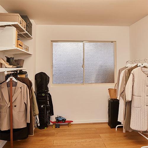 ニトムズ 夏冬兼用断熱シート フォームアルミ 水貼り 90×180cm 1枚入