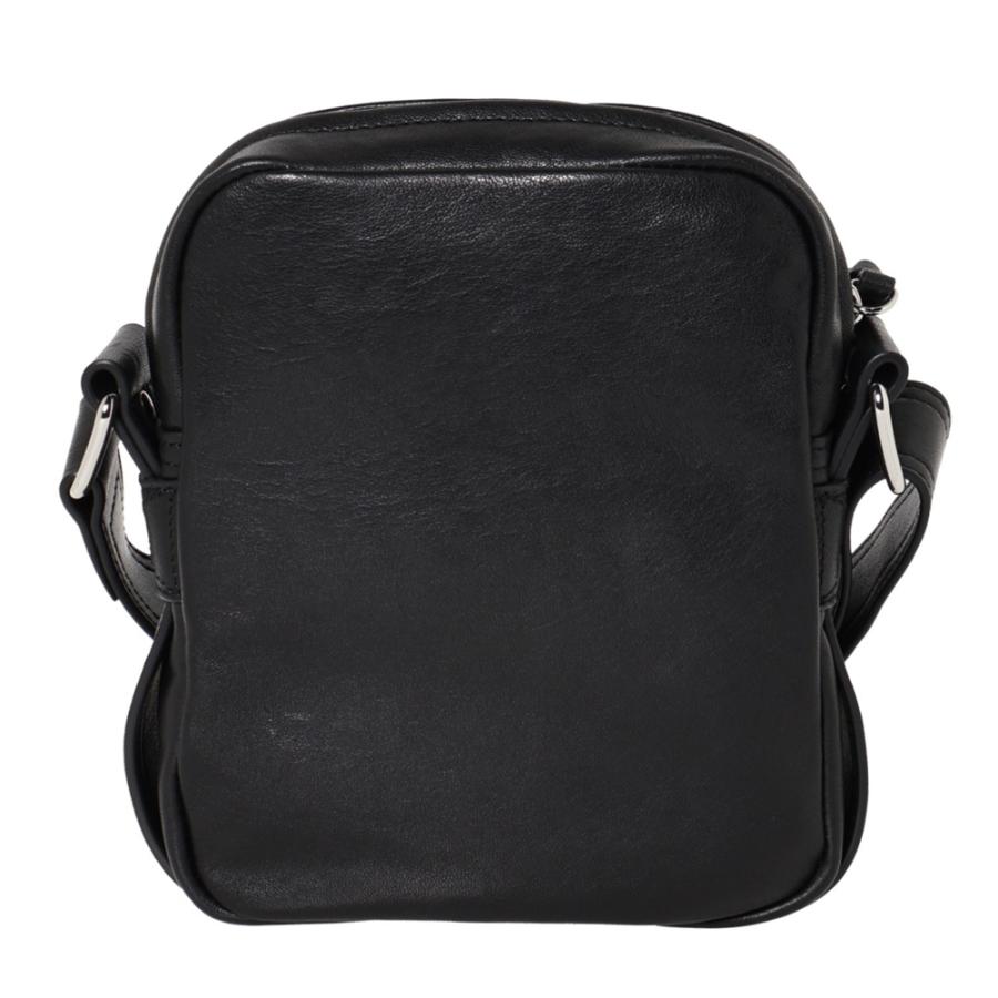 Vivienne Westwood（ヴィヴィアンウエストウッド） ショルダーバッグ