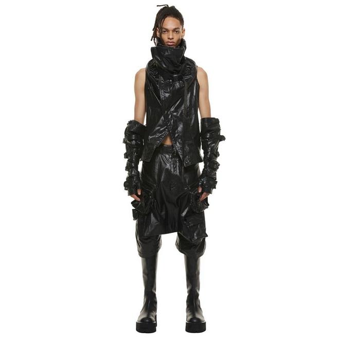 (予約品)2〜3月入荷予定/JULIUS・ユリウス/LAMINATED CLOTH VEST2/BLACK | JULIUS | 02