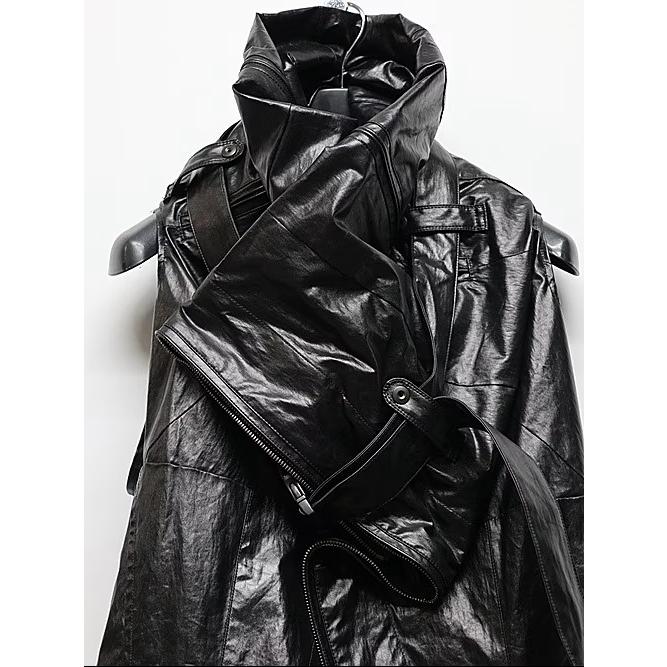 JULIUS・ユリウス/LAMINATED CLOTH VEST2/BLACKの画像
