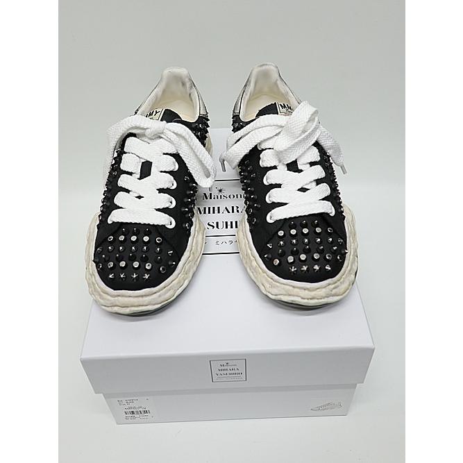 Maison MIHARA YASUHIRO・CHARLES original sole studded canvas Low-Top sneakers/BLKの画像