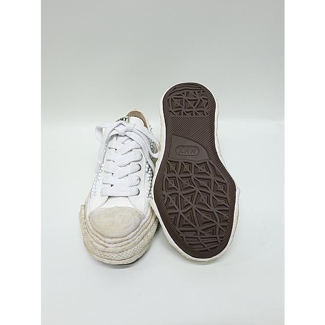 Maison MIHARA YASUHIRO・PETERSON 23 /Original Sole Studded Paint Canvas Low-Top Sneaker/WHITEの画像