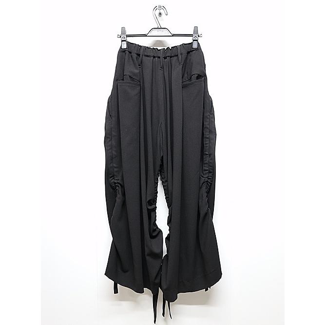 kiryuyrik・キリュウキリュウ/Crape Sharring Wide Tuck Slacks/Blackの画像