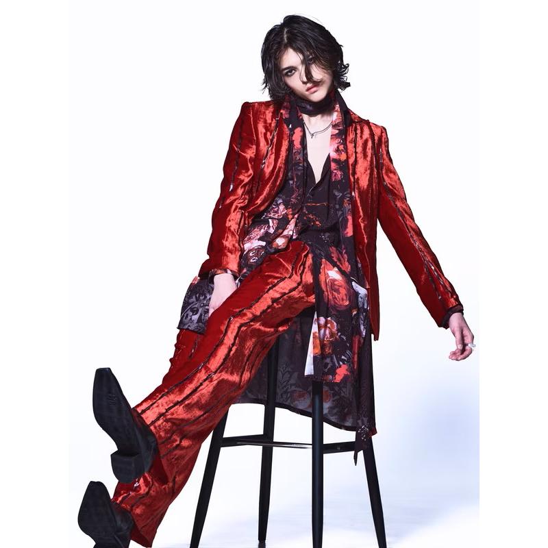 (予約品）10月末〜11月入荷予定/kiryuyrik・キリュウキリュウ/TOGE Velvet Peaked Jacket/Redの画像