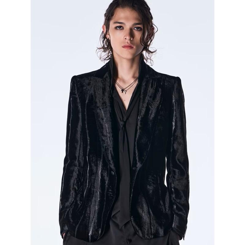 (予約品）10月末〜11月入荷予定/kiryuyrik・キリュウキリュウ/TOGE Velvet Peaked Jacket/Blackの画像