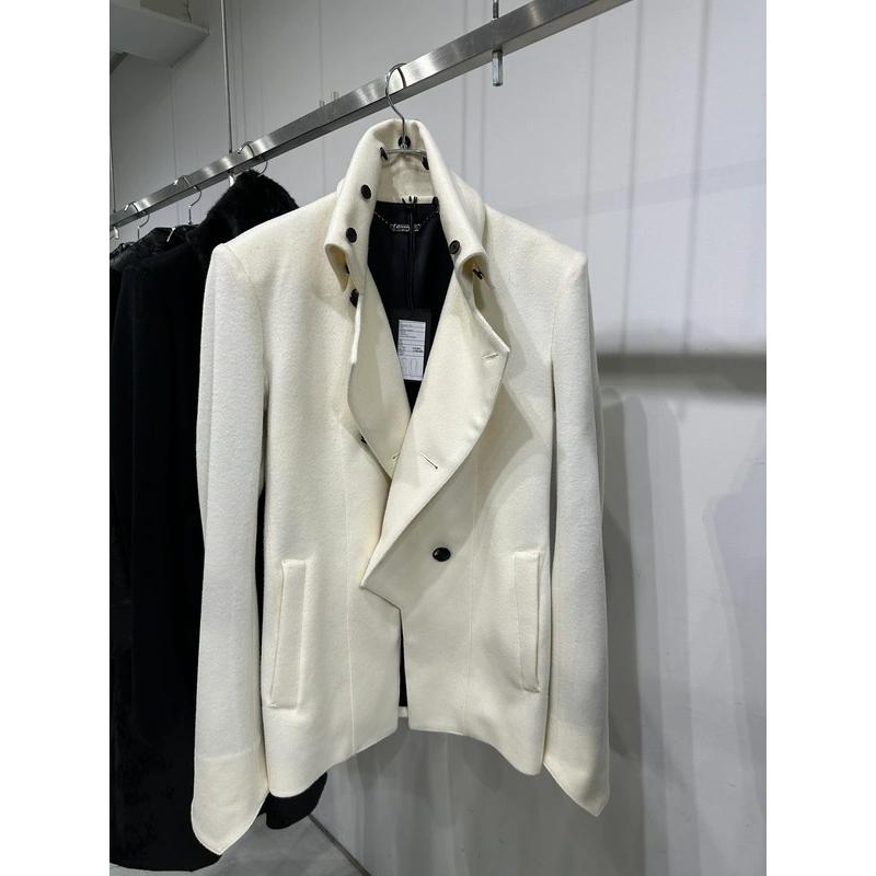 (予約品）11月末〜12月入荷予定/kiryuyrik・キリュウキリュウ/Beaver Napoleon Jacket/Whiteの画像