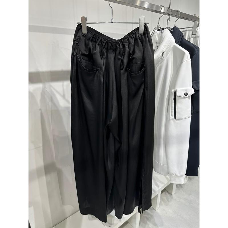 (予約品）8月末〜9月入荷予定/kiryuyrik・キリュウキリュウ/Vintage Satin Wide Tuck Slacks/Blackの画像