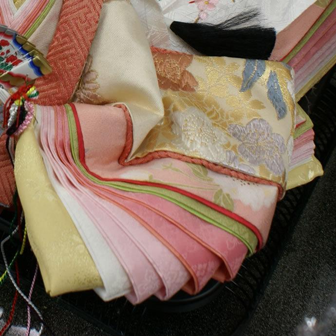 【〜6/6まで出品】 雛人形 ひな人形 親王飾り 人形工房天祥オリジナル 新古今雛 大三五親王 京都西陣帯地 唐織 桃の節句 お雛様 おひなさま 雛祭り ひな祭り 初節句 人形広場 【YWU2546468363】(91438円)