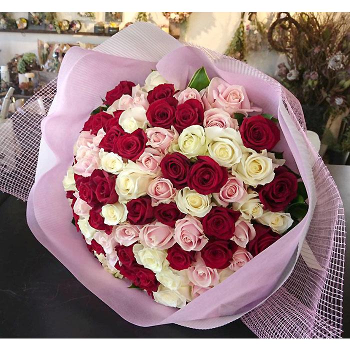 プリティ マーメイド バラ100本の花束 ミックス 花 高級 赤バラ