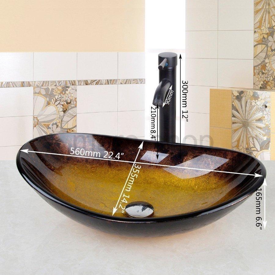 陶器の洗面器と洗面台と真鍮のカラン