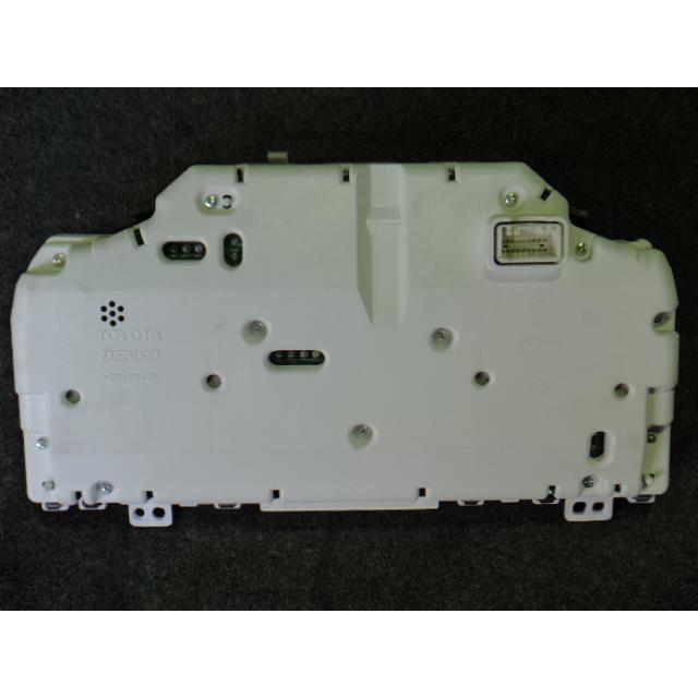 クラウンマジェスタ DBA-UZS186 スピードメーター 83800-30A61 : 大山 