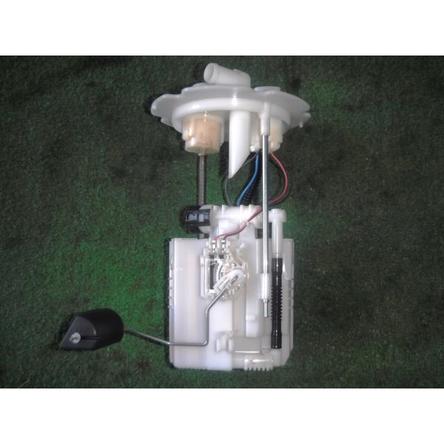 ルークス 5AA-B47A フューエルポンプ 17040-7MA5C : 大山伝宝商店 