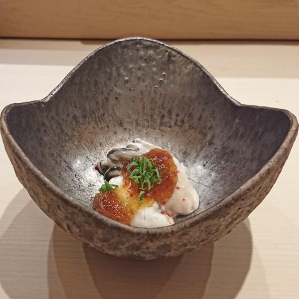 作家物 和食器 小鉢 焼き〆石目貝押し内白金彩割山椒鉢 : おいしい