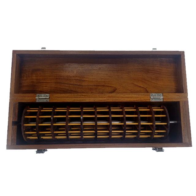 秀邦作（しゅうほう　さく）　回転式糸巻 |  | 01