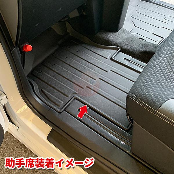 タント　　LA650？　　フロアシート　新車外し SALE ダイハツ タント カスタム LA650/660S 2019 フロアマット カーゴ