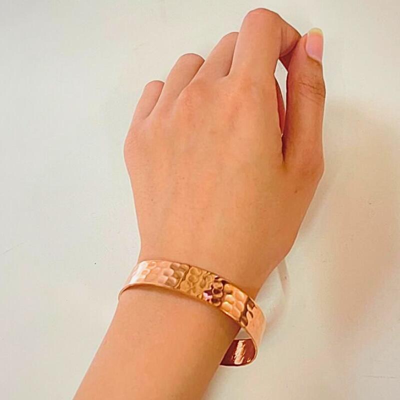 確かな品質♪】 高品質バングルおしゃれプレゼントにも最適男女兼用