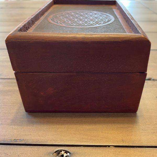 インド製 ハンドメイド 収納ボックス 小物入れ 木製 木箱 彫刻 インド製 ハンドメイド 収納ボックス 小物入れ 木製 木箱 彫刻